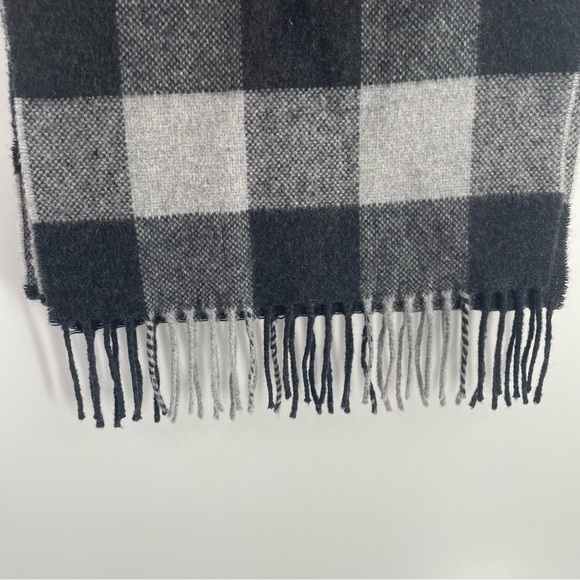 Cashmere Blend Wool Blend Buffalo Check Fringe Scarf 11.5" x 64.25" Outdoor - Picture 3 of 6